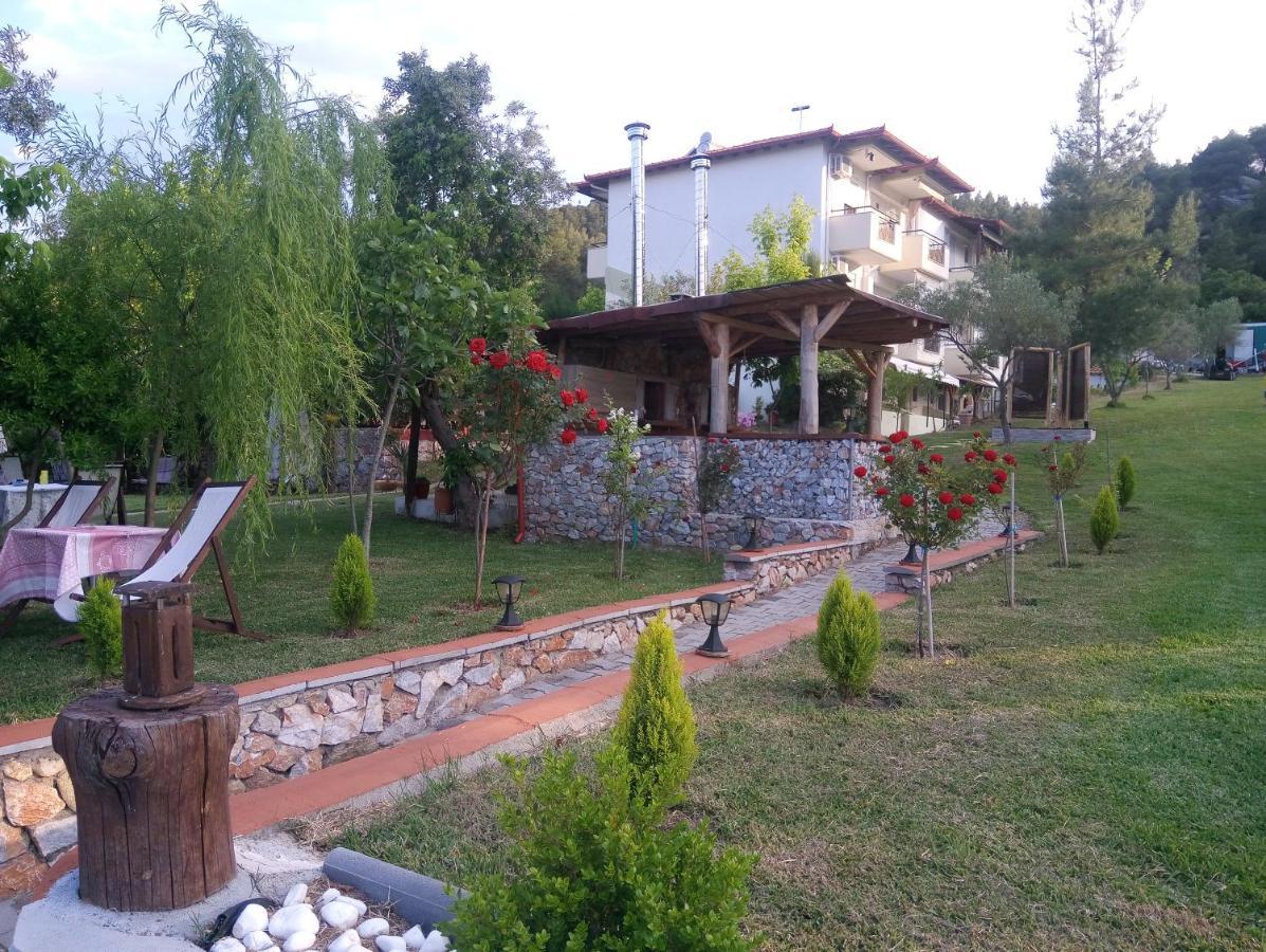 Nikos Apartments Ormos Panagias Exteriör bild