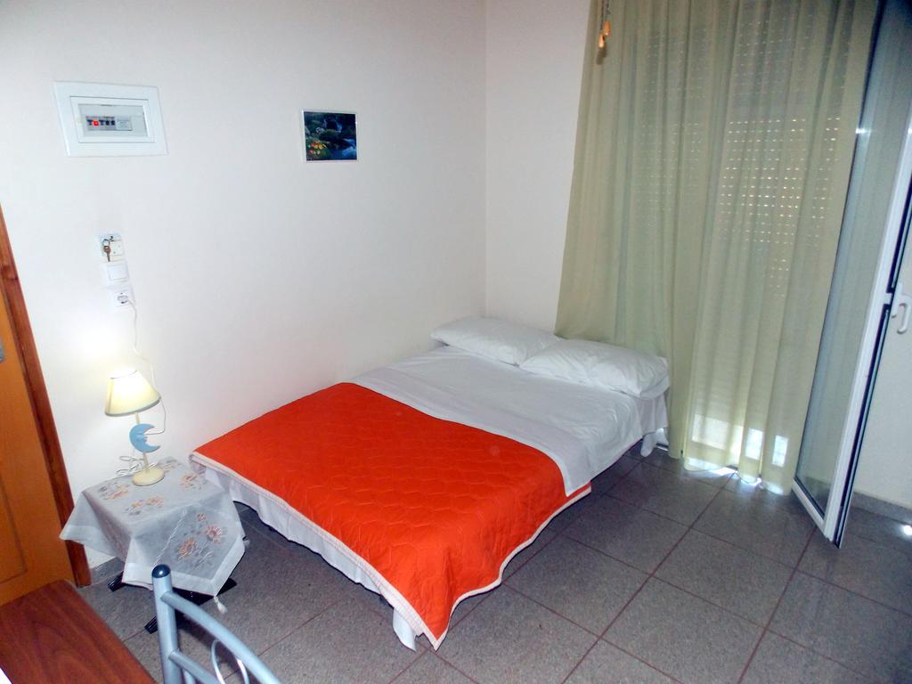 Nikos Apartments Ormos Panagias Exteriör bild