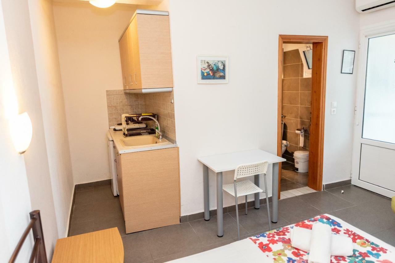 Nikos Apartments Ormos Panagias Exteriör bild